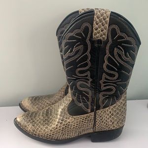 Leather Cowboy Boots! Boys/Mens size 4